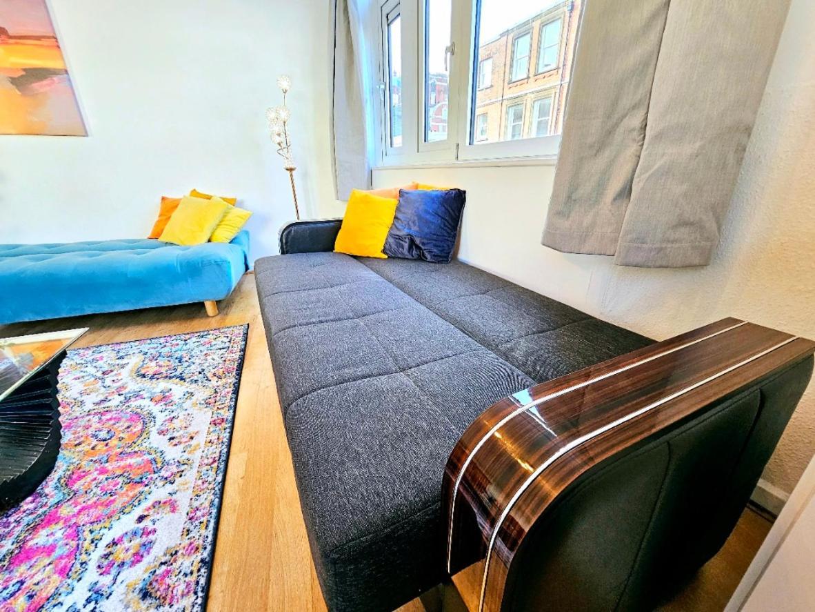Bright & Spacious Home In Building With Lift, Right Next To Bayswater Station - Walk To Kensington Palace, Hyde Park, Little Venice & Notting Hill London Bagian luar foto